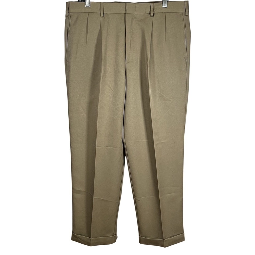 Dockers Relaxed Fit Pants Slacks Men's 36x29 Pleated Comfort Khaki Tan Stretch
